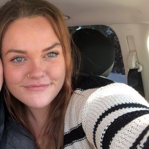 Meet your Posher, Shelby